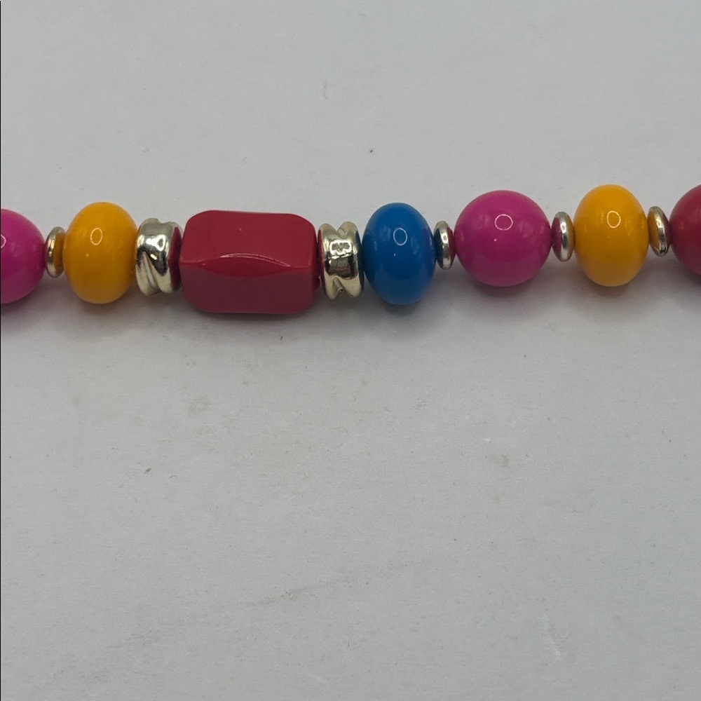 VTG Multi Colorful Beaded Genuine Lucite Necklace Jewel tone gold accents NWT - Picture 8 of 10